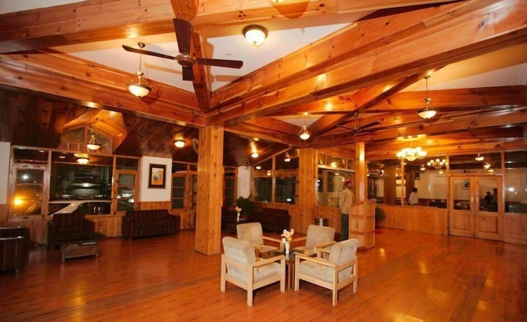 Imagen del bar/restaurante del Hotel J.J Resorts. Foto 5