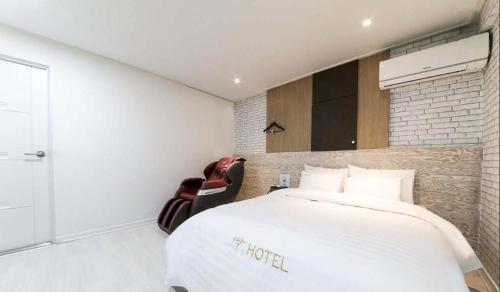 Imagen general del Hotel JJAK. Foto 1