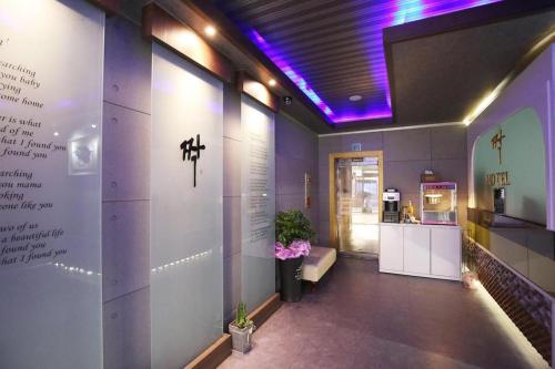 Imagen general del Hotel JJAK. Foto 3