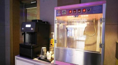 Imagen general del Hotel JJAK. Foto 18