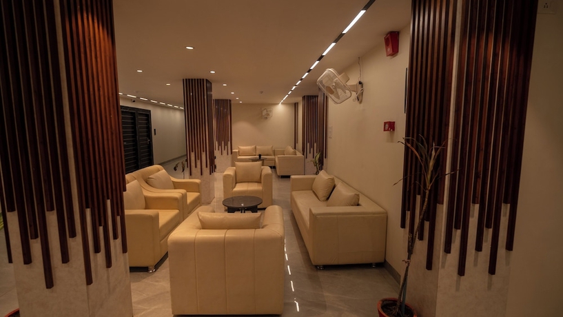 Imagen de los interiores del Hotel J.K. Celebration. Foto 11