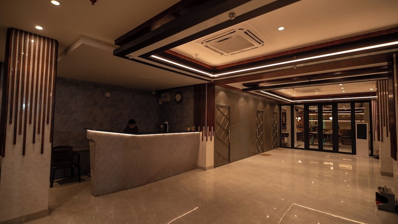 Imagen de los interiores del Hotel J.K. Celebration. Foto 14