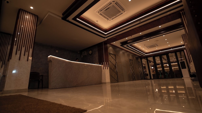 Imagen de los interiores del Hotel J.K. Celebration. Foto 15