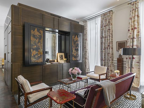 Imagen de la habitación del Hotel J.K. Place Paris. Foto 5