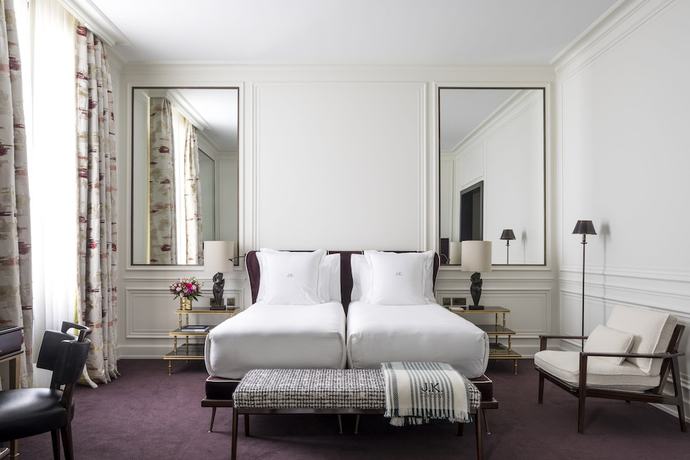 Imagen de la habitación del Hotel J.K. Place Paris. Foto 6