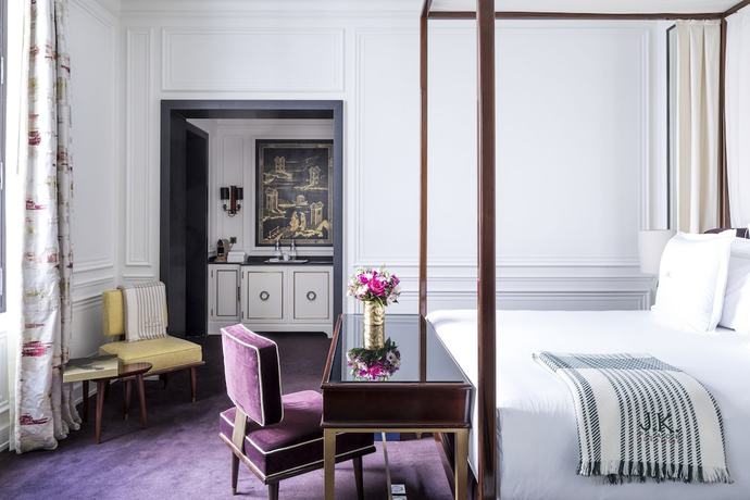 Imagen de la habitación del Hotel J.K. Place Paris. Foto 11
