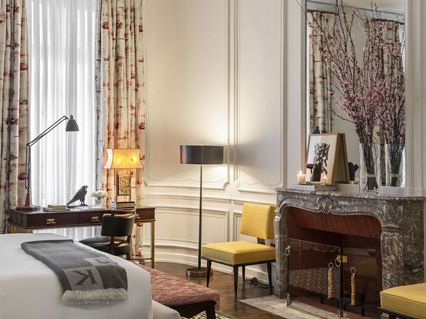 Imagen de la habitación del Hotel J.K. Place Paris. Foto 15