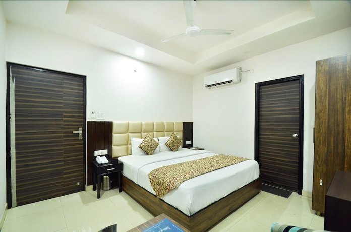 Imagen general del Hotel JK Rooms 129 RC Regency. Foto 1
