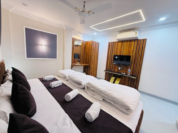 Imagen de la habitación del Hotel JK palace, Ujjain. Foto 9