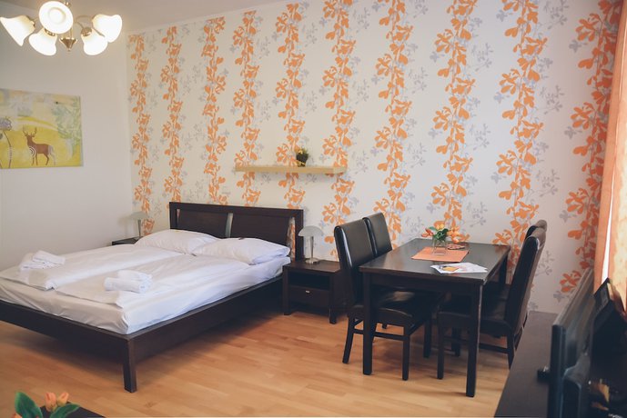 Imagen de la habitación del Hotel JL Apartments. Foto 14
