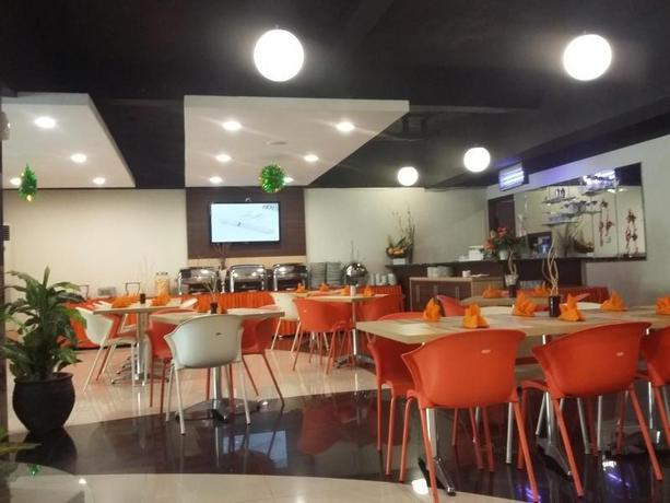 Imagen del bar/restaurante del Hotel JL Star Hotel. Foto 3