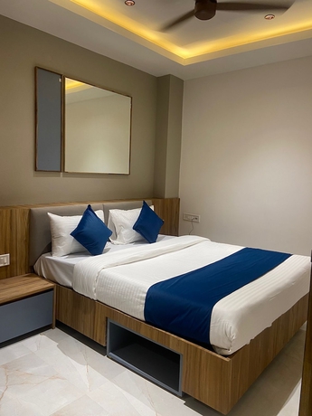 Imagen de la habitación del Hotel JMB Height. Foto 6