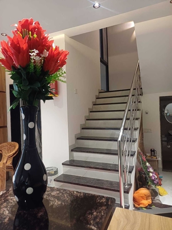 Imagen de los interiores del Hotel JMB Height. Foto 12
