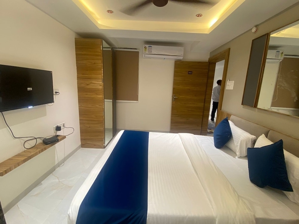 Imagen de la habitación del Hotel JMB Height. Foto 7