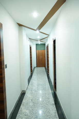 Imagen de los interiores del Hotel JMC HOTEL THE MOON. Foto 9