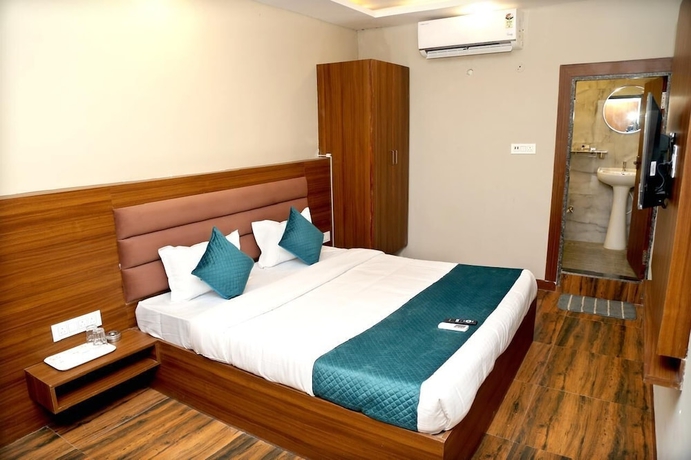 Imagen de la habitación del Hotel JMC Safar Inn Mhow. Foto 5