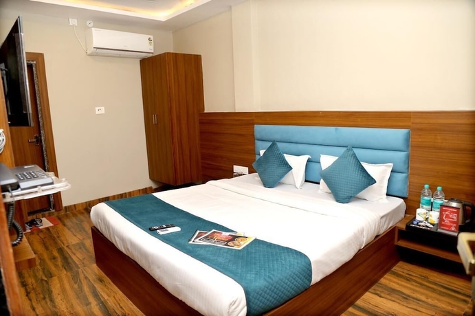 Imagen de la habitación del Hotel JMC Safar Inn Mhow. Foto 7