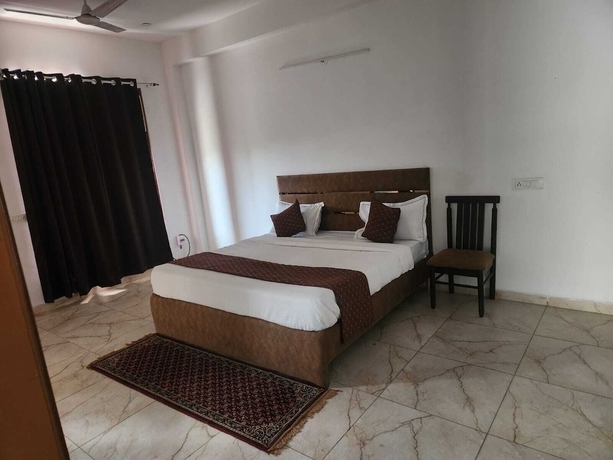 Imagen de la habitación del Hotel JN RESIDENCY. Foto 3