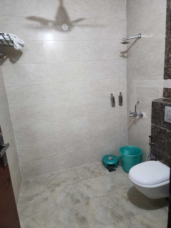 Imagen de la habitación del Hotel JN RESIDENCY. Foto 9