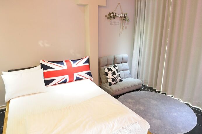 Imagen general del Hotel JNJ Village. Foto 5