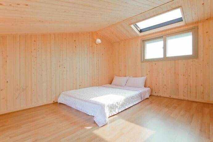 Imagen general del Hotel JNJ Village. Foto 10