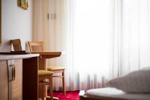 Imagen de la habitación del Hotel JOHAN - Rooms & Breakfast Merano. Foto 4