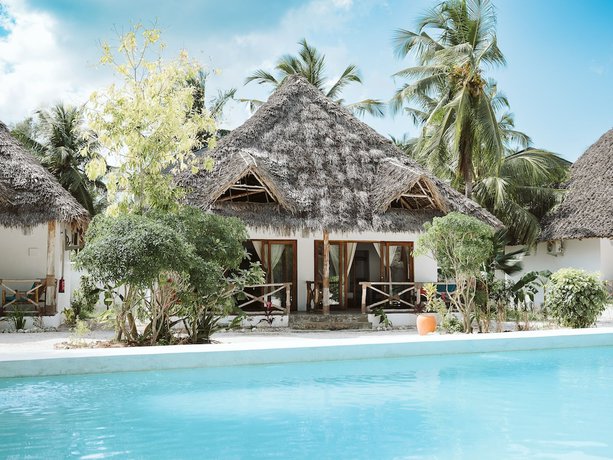 Imagen de la piscina del Hotel JOY OF ZANZIBAR. Foto 17