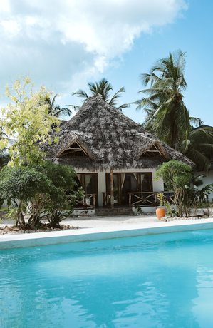 Imagen de la piscina del Hotel JOY OF ZANZIBAR. Foto 18