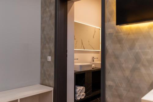 Imagen de la habitación del Hotel JOYME. Foto 18