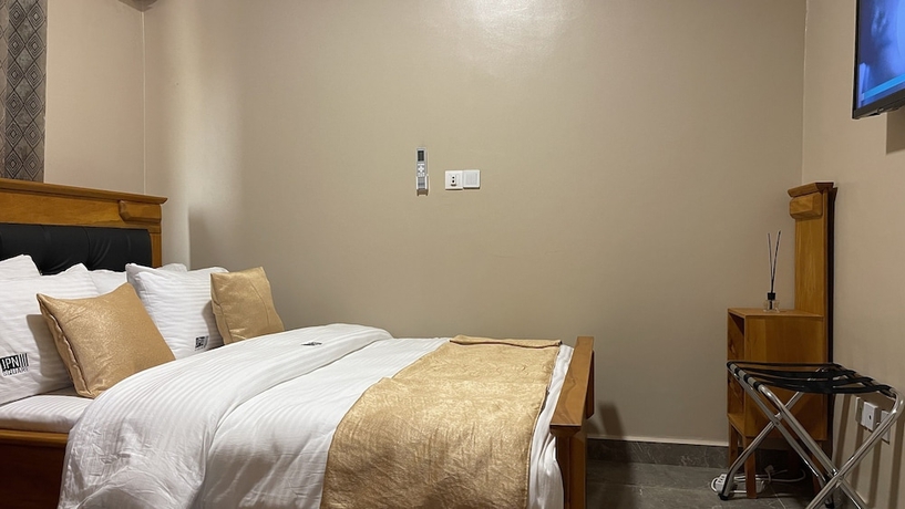 Imagen de la habitación del Hotel JPN SQUARE Douala. Foto 2