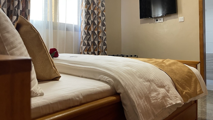 Imagen de la habitación del Hotel JPN SQUARE Douala. Foto 17