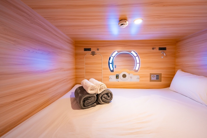 Imagen de la habitación del Hotel JPOD Capsule. Foto 2