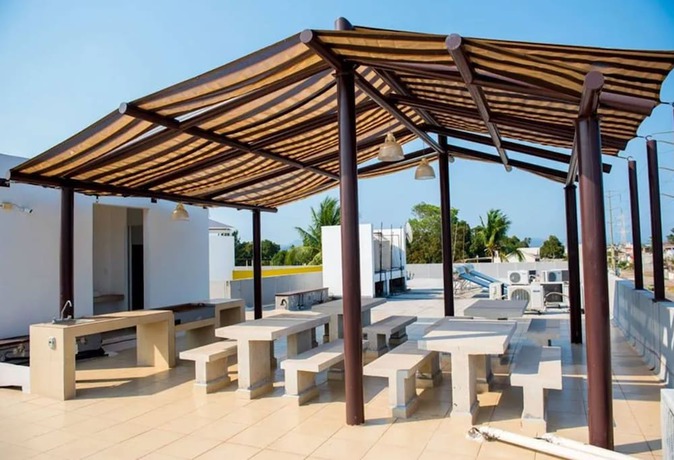 Imagen general del Hotel JPs and Suites. Foto 3