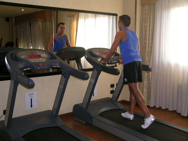 Imagen general del Hotel JR Hotels Bologna Amadeus. Foto 8