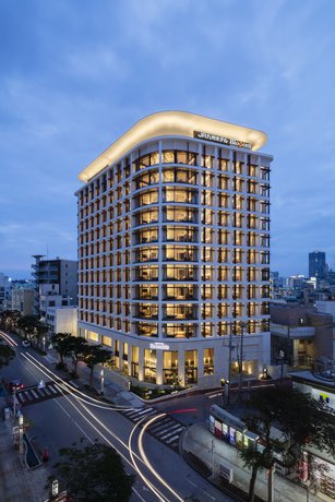 Imagen general del Hotel JR Kyushu Hotel Blossom Naha. Foto 1