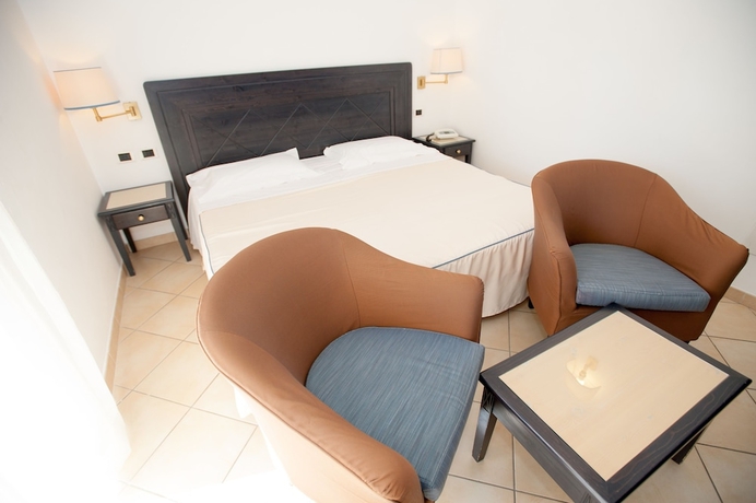 Imagen de la habitación del Hotel JR Resort Elba International. Foto 8