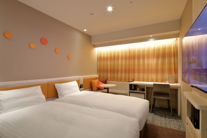 Imagen de la habitación del Hotel JR WEST GROUP VIA INN SHINOSAKA SHOMENGUCHI. Foto 7