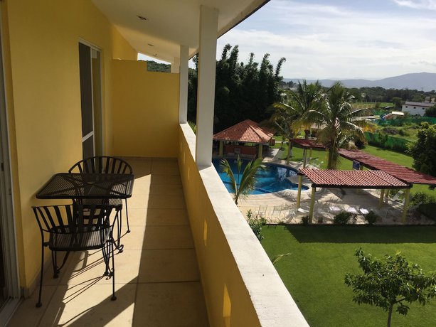 Imagen de la habitación del Hotel JS. Foto 7