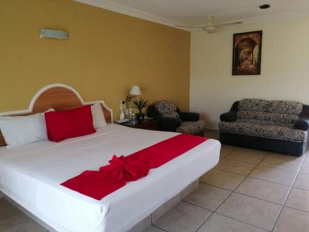 Imagen de la habitación del Hotel JS. Foto 10