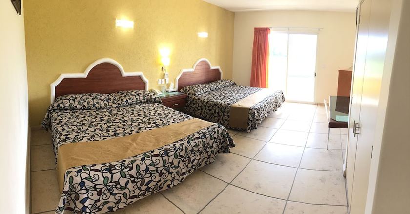 Imagen de la habitación del Hotel JS. Foto 18