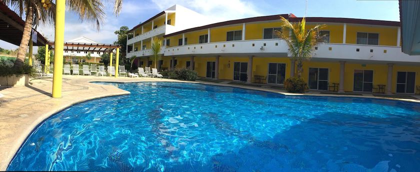 Imagen de la piscina del Hotel JS, Yautepec. Foto 20