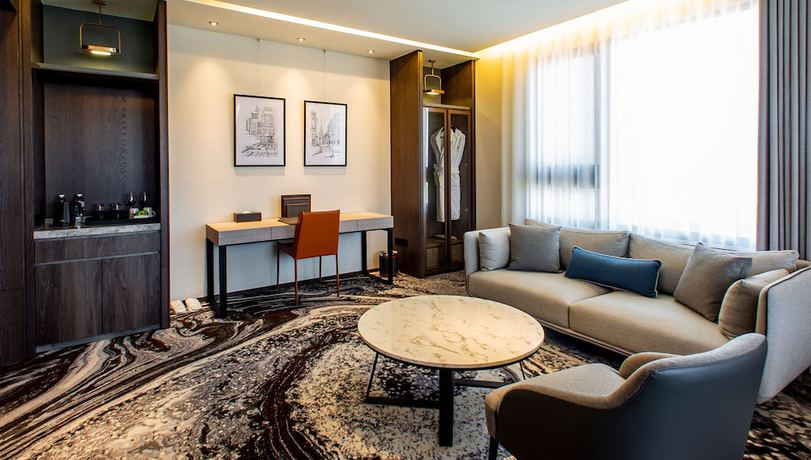 Imagen de la habitación del Hotel JSL Hotel. Foto 6