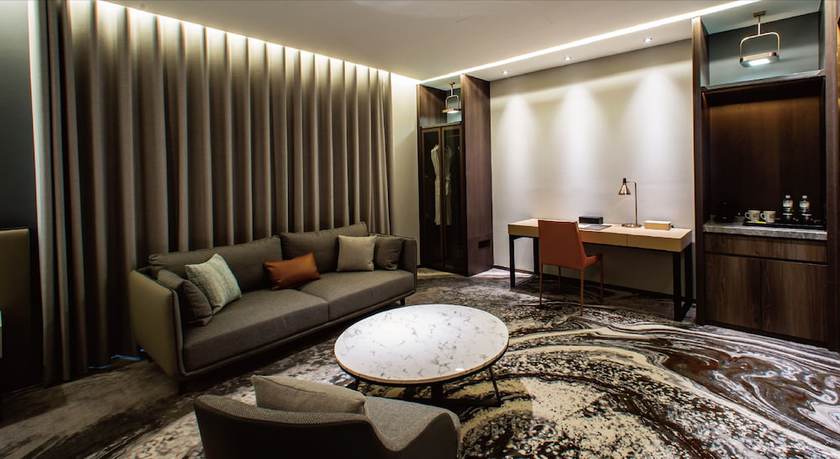Imagen de la habitación del Hotel JSL Hotel. Foto 9