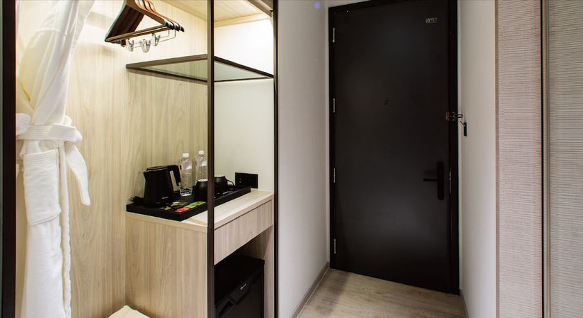 Imagen de la habitación del Hotel JSL Hotel. Foto 17