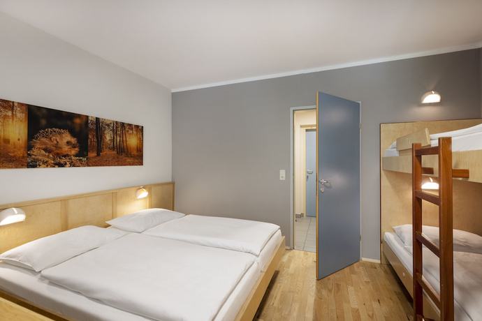 Imagen de la habitación del Hotel JUFA Bruck. Foto 13