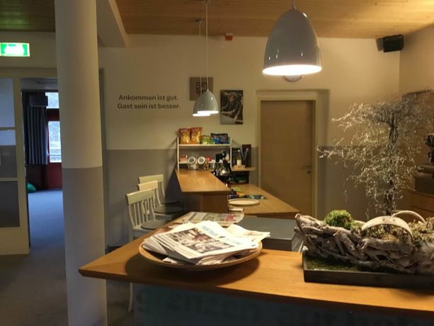Imagen de los interiores del Hotel JUFA P&ouml;llau. Foto 17