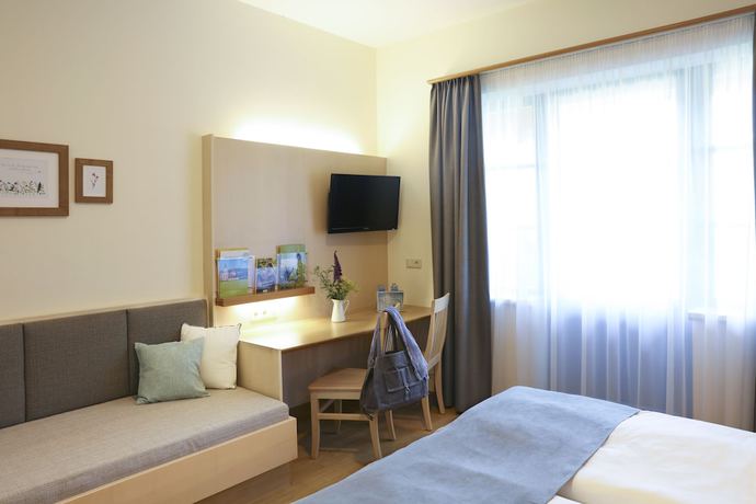 Imagen de la habitación del Hotel JUFA P&ouml;llau. Foto 8