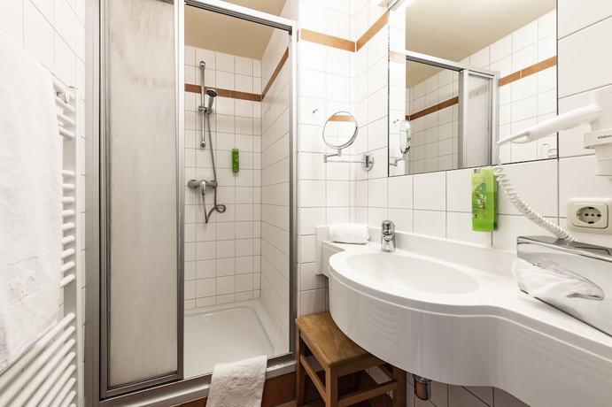 Imagen de la habitación del Hotel JUFA Seckau. Foto 9