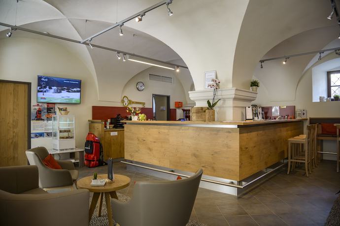 Imagen de los interiores del Hotel JUFA Spital am Pyhrn. Foto 19