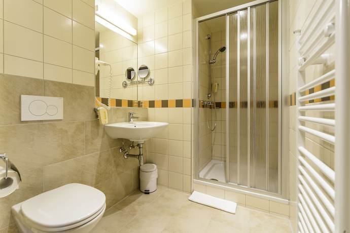 Imagen de la habitación del Hotel JUFA Spital am Pyhrn. Foto 9